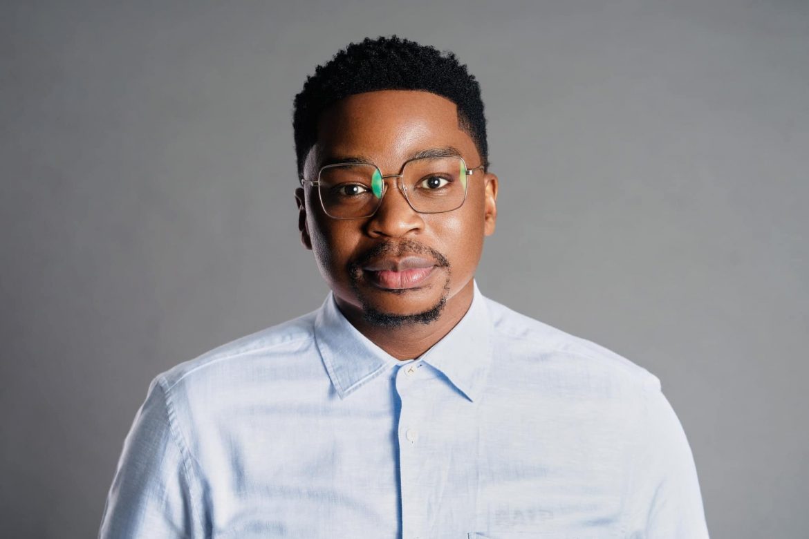 Dr-Tumi