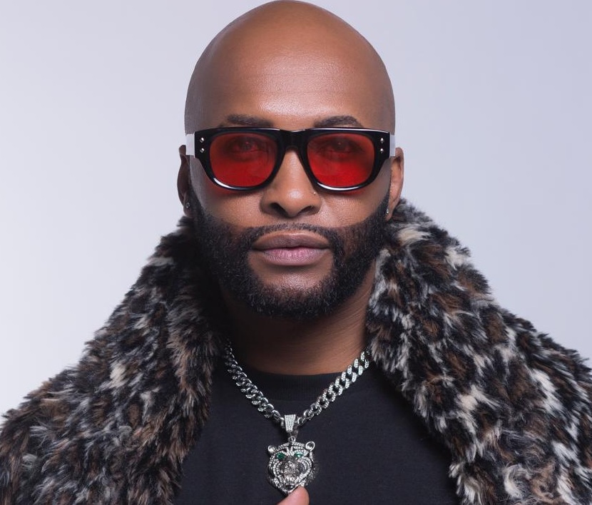 Vusi Nova 2